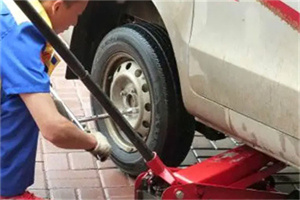 江汉区附近拖车24小时服务热线电话