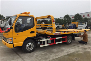 江汉区哪里有拖车服务