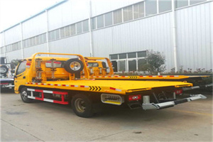 江汉区附近拖车救援搭电