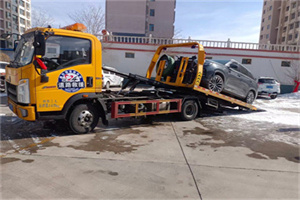 江汉区救援拖车费用怎么算